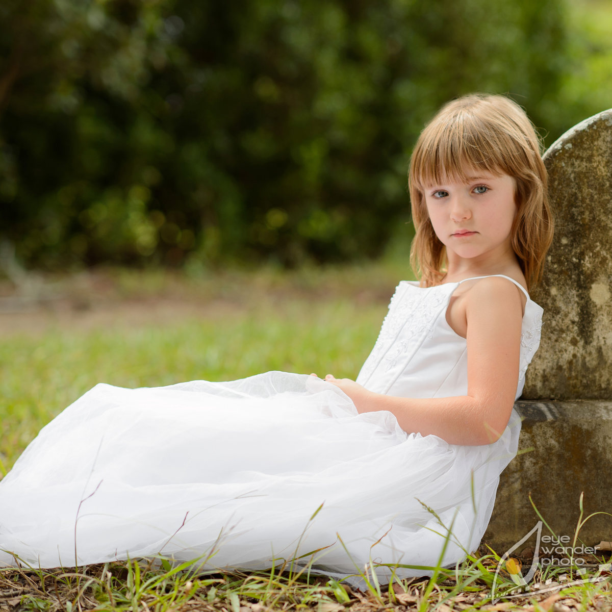 fantasy children photography in Baton Rouge graveyard children photos
