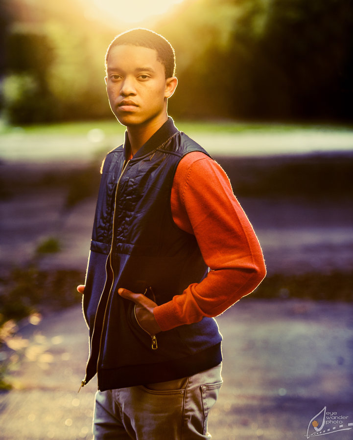 outdoors-casual-sunlight-senior