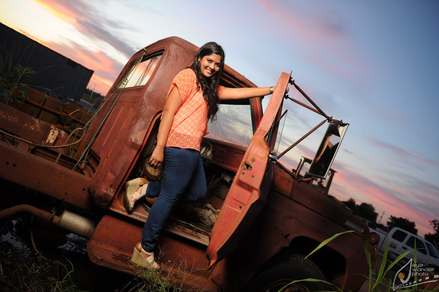 sunset-old-truck-senior
